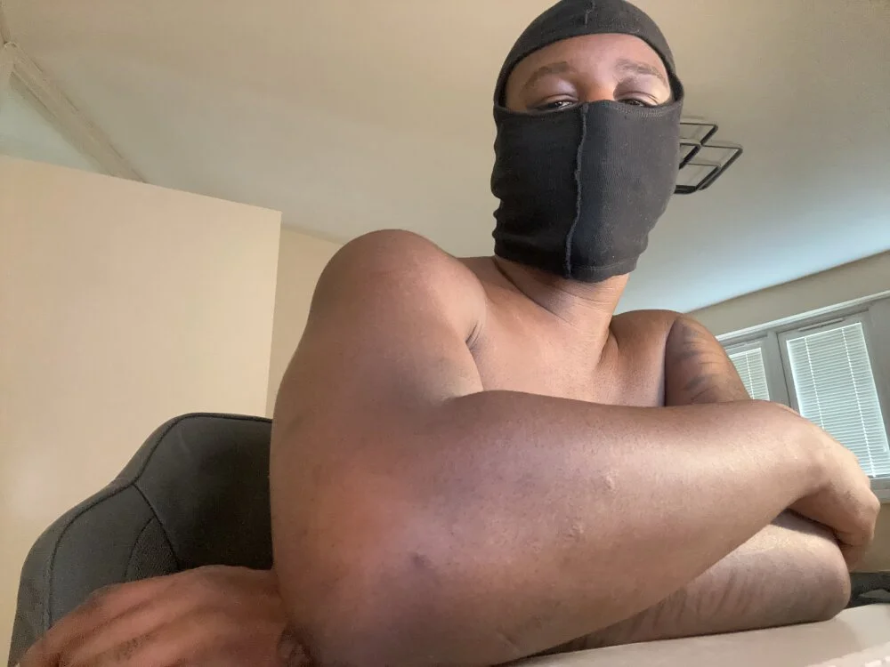 Blackkingz's Offline XXX Chat