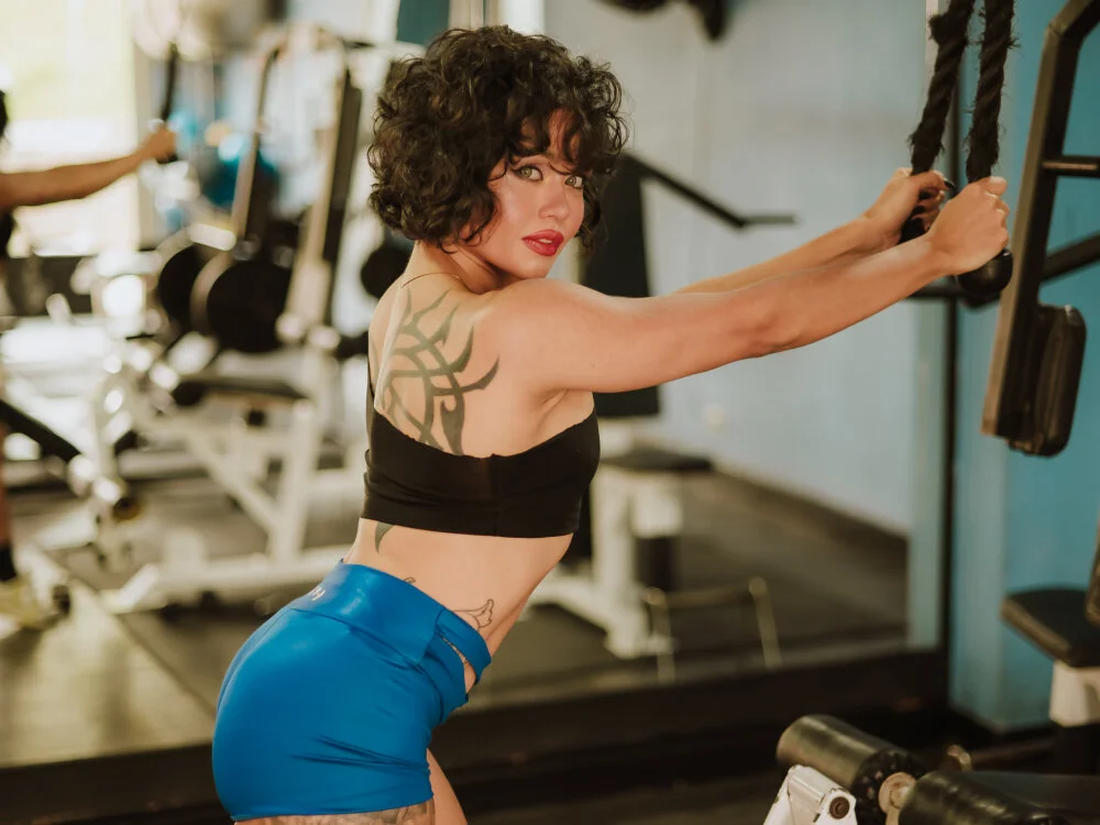 WtWofDomino Adlı Modelin Çevrimdışı XXX Sohbeti