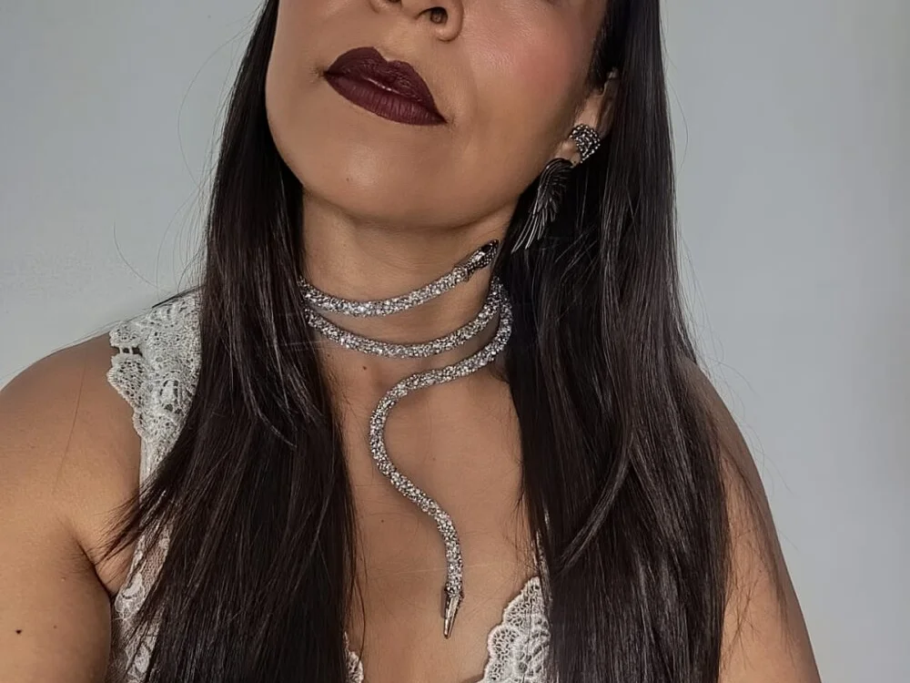 electra_hunt Offline XXX-chat