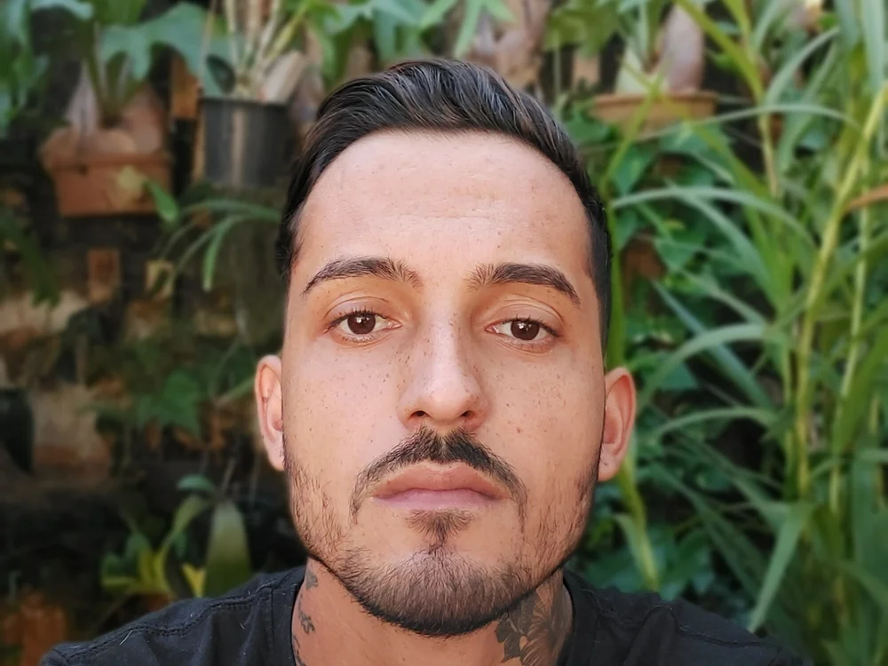 MachoFetichista@xh's Offline Chat Room