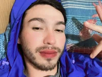 FuckingHauseHot's Offline Chat Room