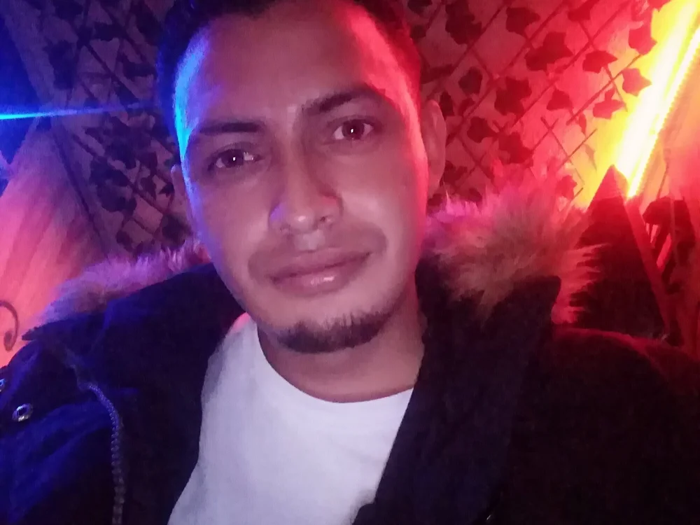 ojitos22 – Offline XXX chat