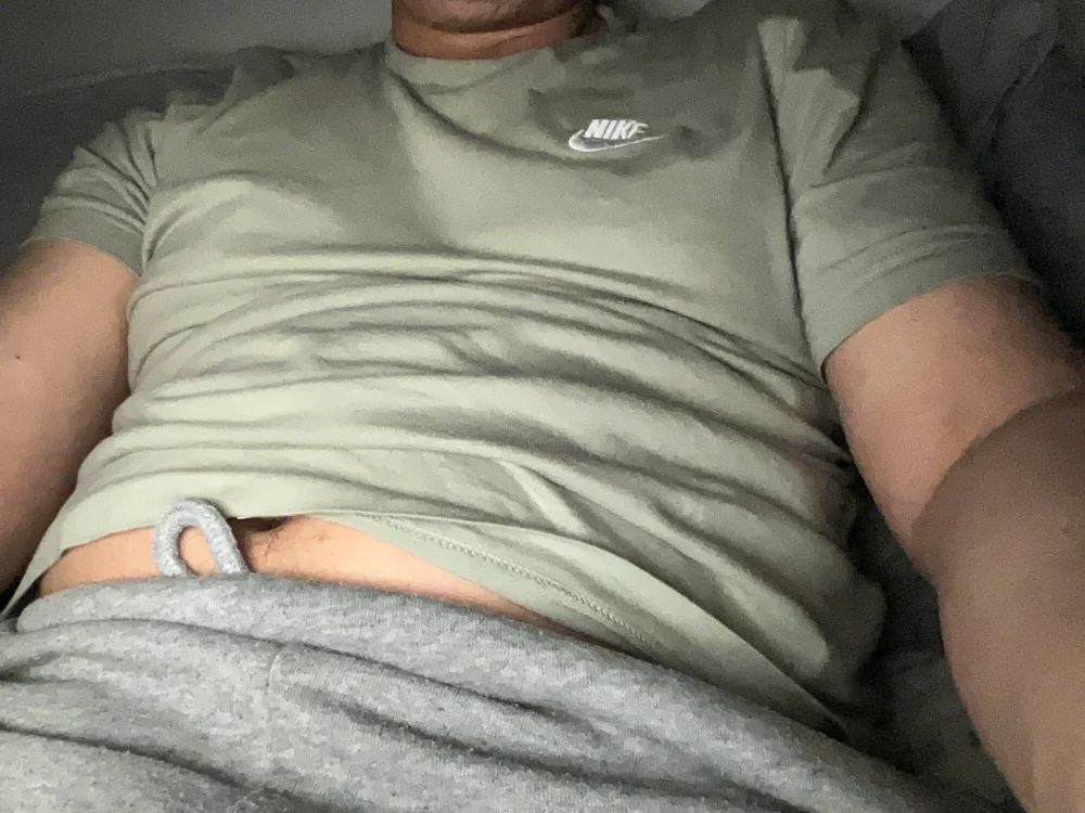 man76 離線 XXX 聊天