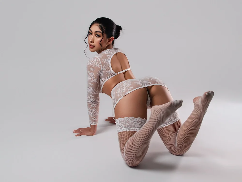 MichelleSanz Adlı Modelin Çevrimdışı Sohbet Odası
