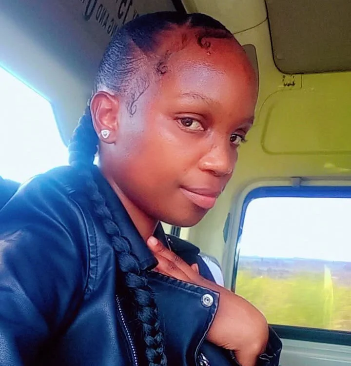 HotChocolateTea: συνομιλία ΧΧΧ εκτός σύνδεσης