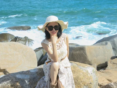 Xinyue-01 Couple Squirtasian Live Webcam Striptease