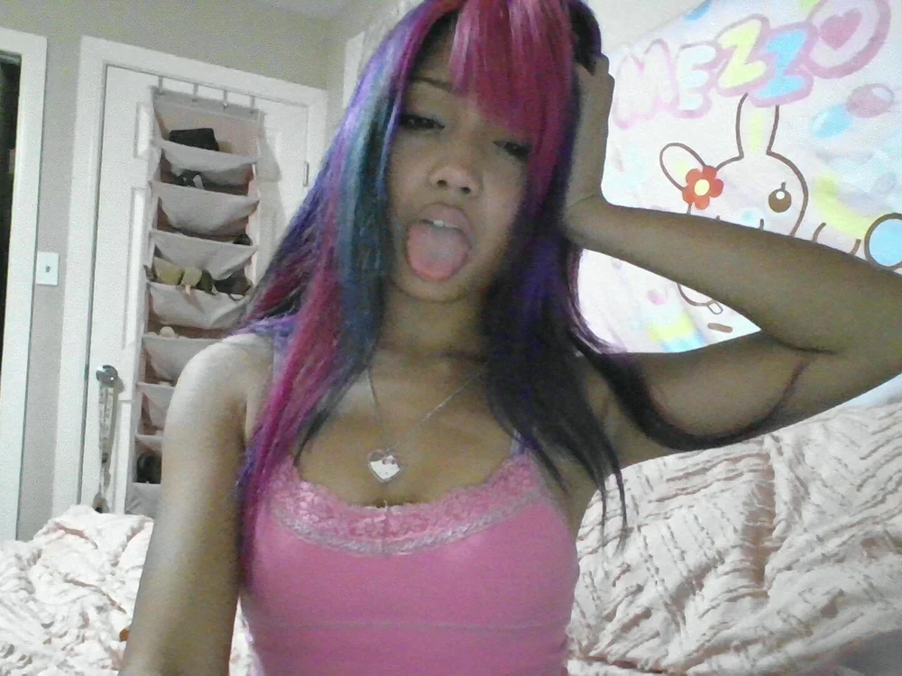 lovely-aika's Live XXX Chat
