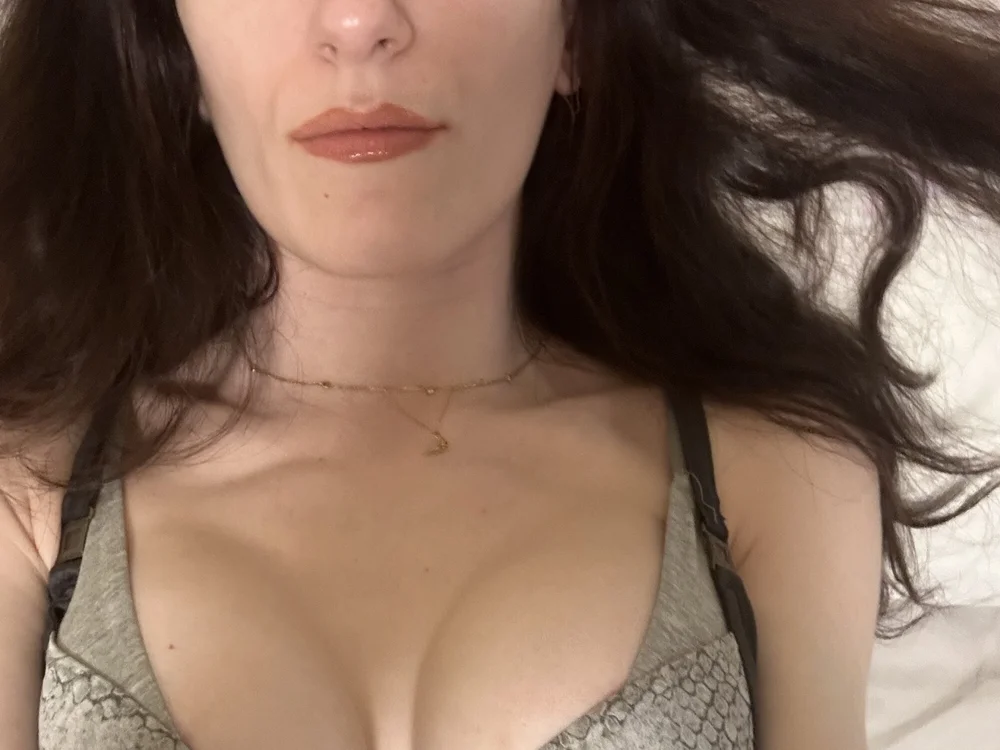 sexyangiexoxo's Offline XXX Chat