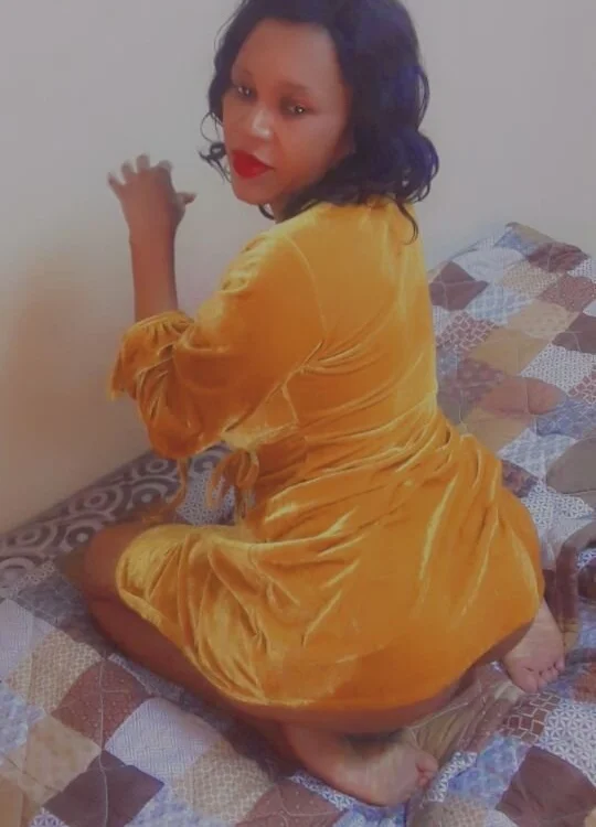Offline chatovací místnost CARDIEBABY65