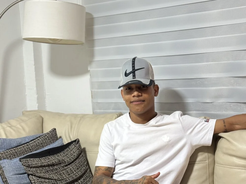 Chat +18 off-line de emanuel_23cm