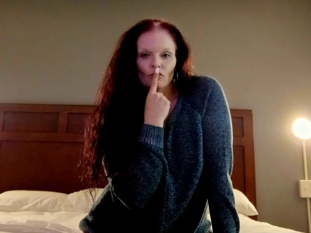 Mermaid2025's Offline Chat Room