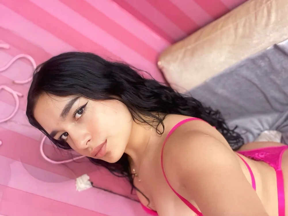 _mia_lopez_b offline chatrum