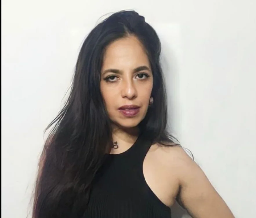 Luna_Velvett's most recent online preview