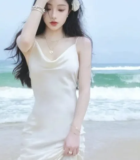 Momochen8839 Obrolan XXX Offline