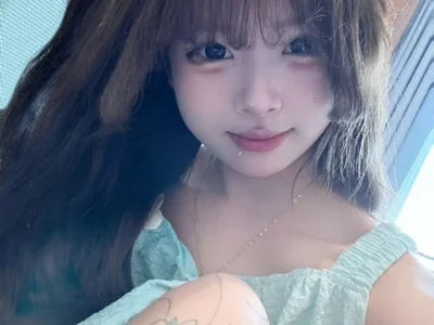 F-Yearn on StripChat