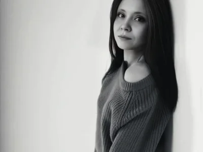 __Alisa__ Female Brunette Free Cam Chat