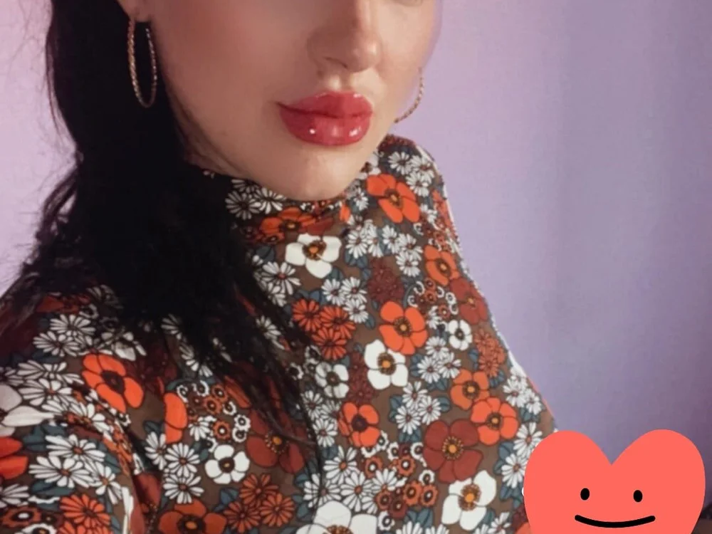 kitykitty Offline XXX-chat