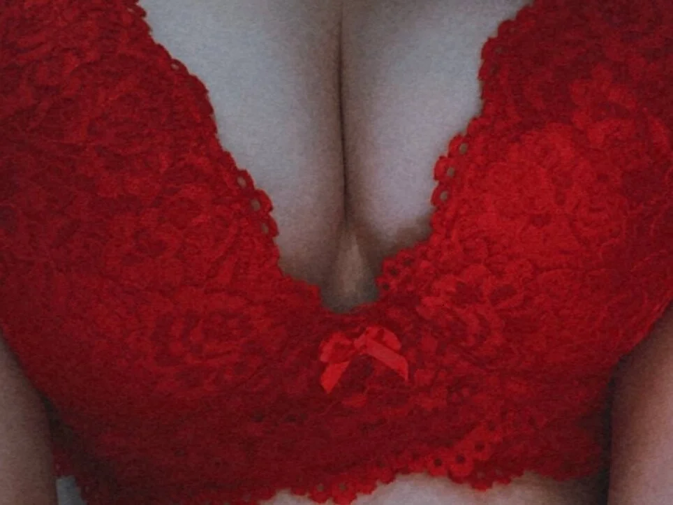 Hott_as_Fuck Offline XXX-Chat