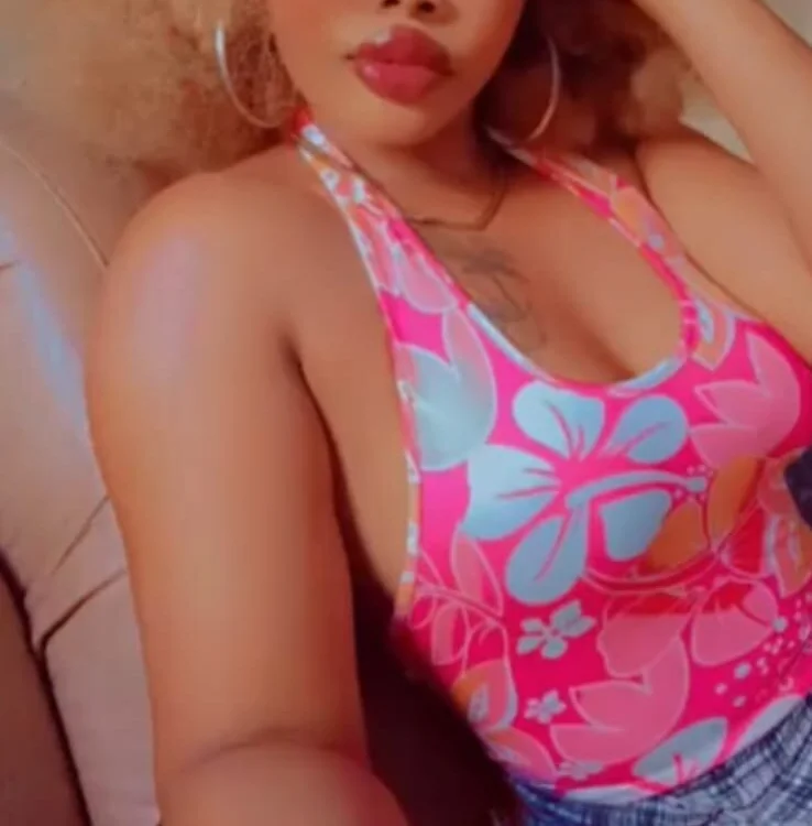 sweetdelicacy2's Offline XXX Chat