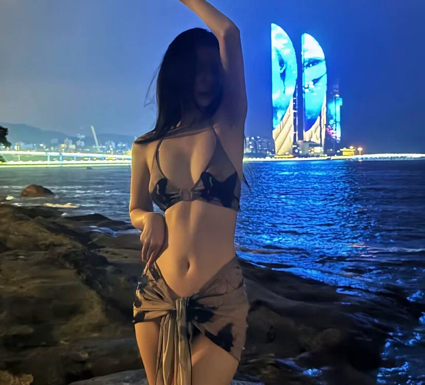 mengbaijiang07 Obrolan XXX Offline