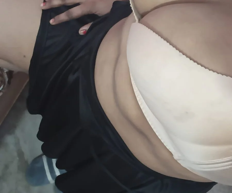 Rashmi_hotgirl's Offline XXX Chat