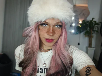 scarleettwolff profile