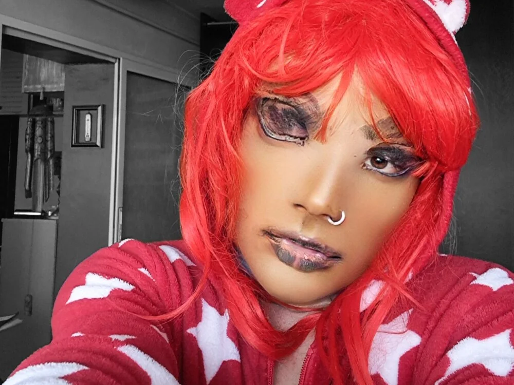 Nekazvainanikogo 離線 XXX 聊天