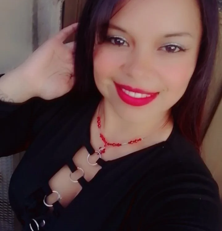 Adda_Guzman's Offline Chat Room