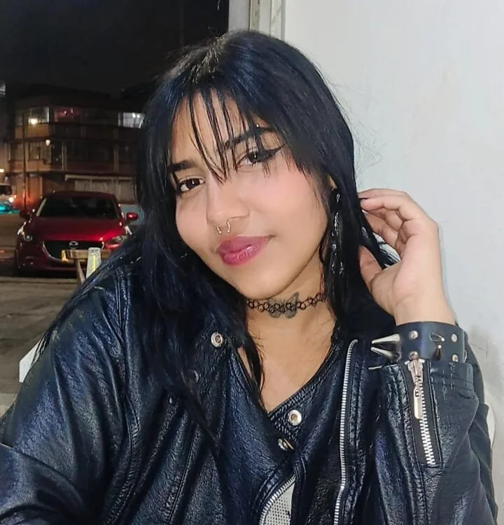 Iris_agressive's Offline Chat Room