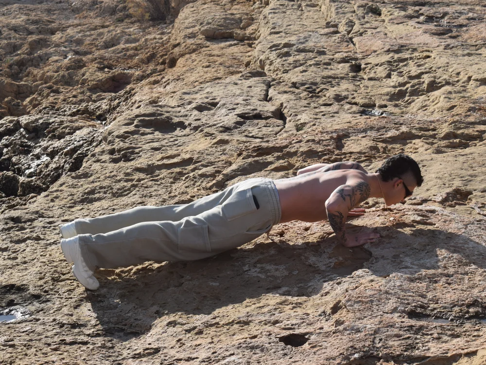 sebas_1122 Obrolan XXX Offline