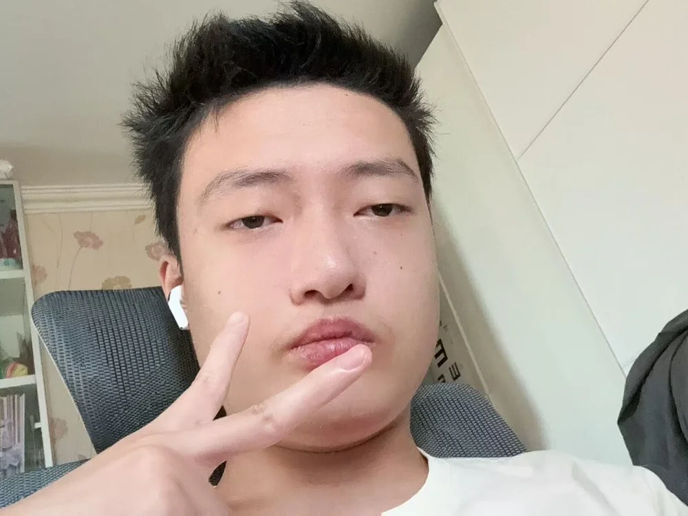 Clinking_Work's Offline XXX Chat