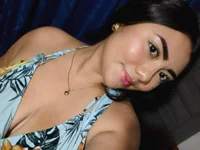 Nicolelewllss live XXX chat