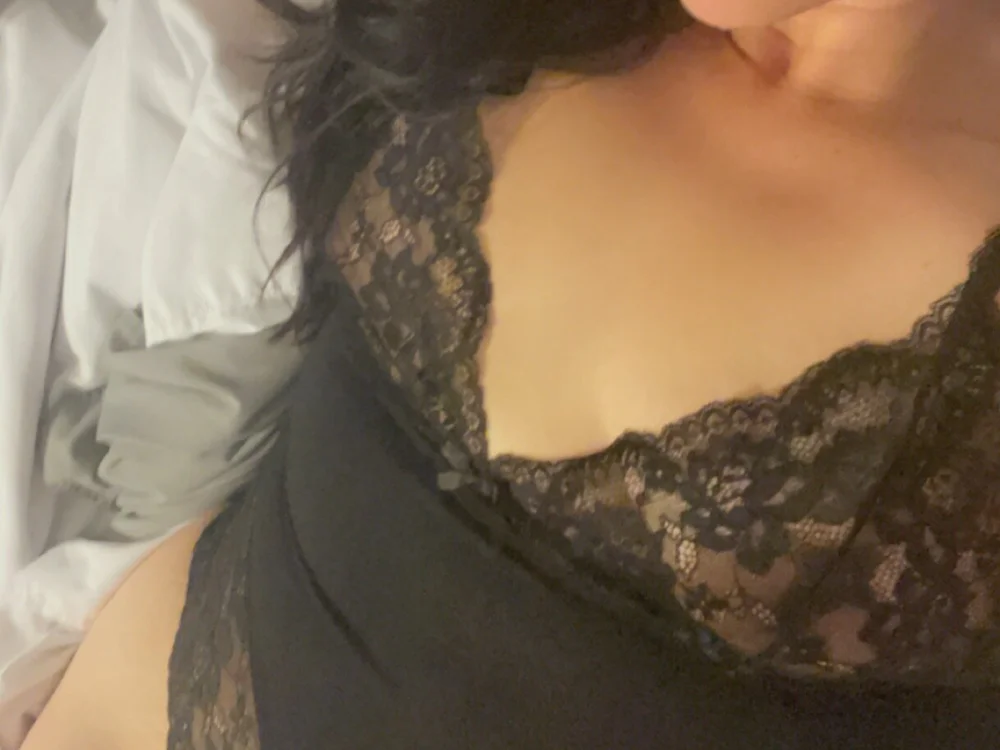 Nurse4U81's Offline XXX Chat