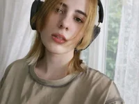 QueenieGitt's webcam live show