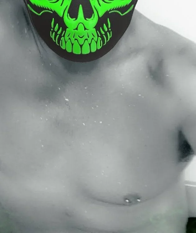 دردشة EdgeOfHeaven72 الجنسية دون اتصال