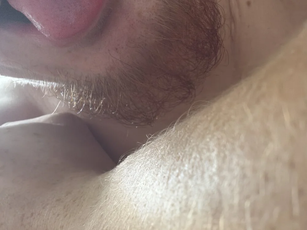 Офлайн-чат XXX MrRedOne