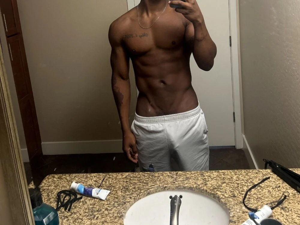 YourManSteezy's Offline XXX Chat