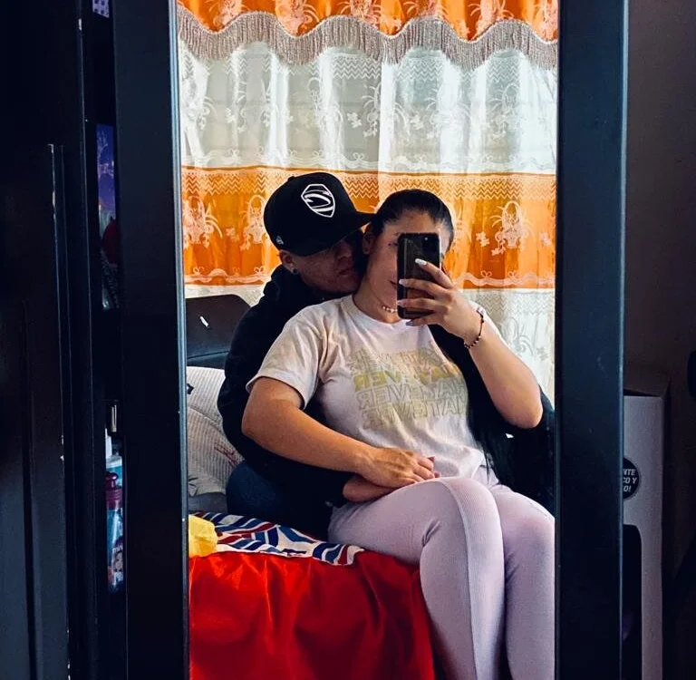 lucy_feet0