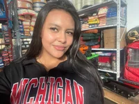 Karina_oficiall's Offline Chat Room