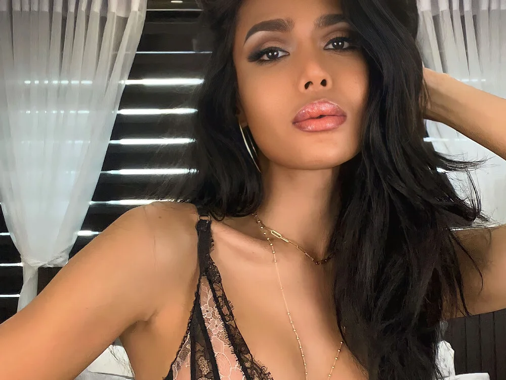 ivyquinn14 Adlı Modelin Çevrimdışı XXX Sohbeti