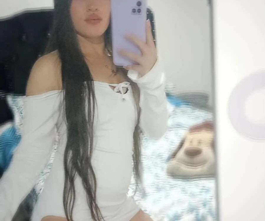 Sophie__G's Offline XXX Chat