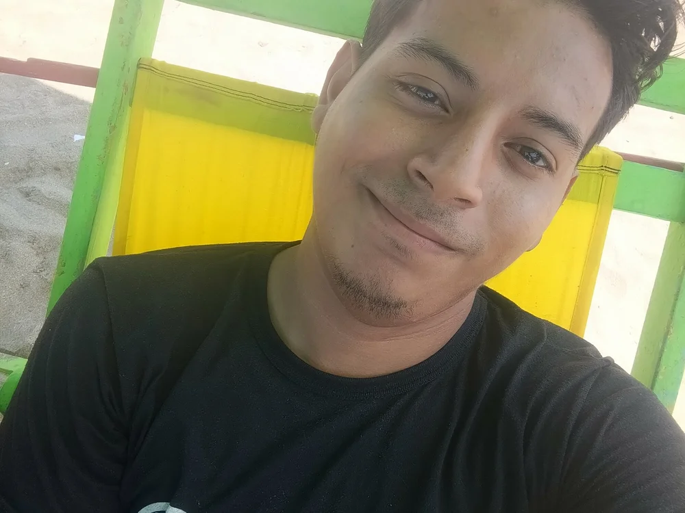 Luxeo99's Offline Chat Room