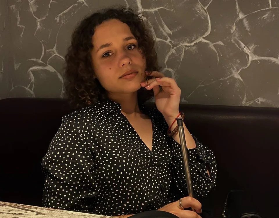 WhitneyBeacher's Offline Chat Room
