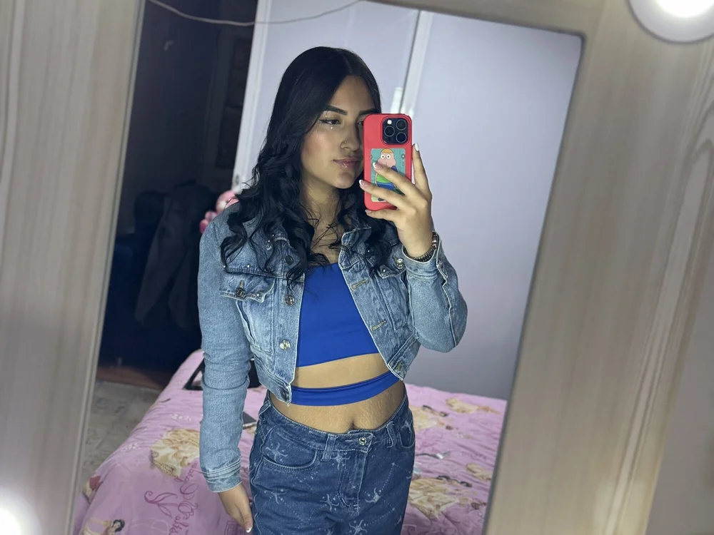 iris_pink7 Adlı Modelin Çevrimdışı XXX Sohbeti