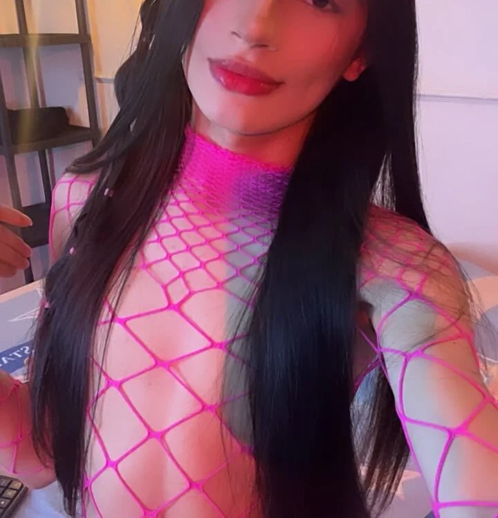 MISS_VIOOLET offline XXX-chat