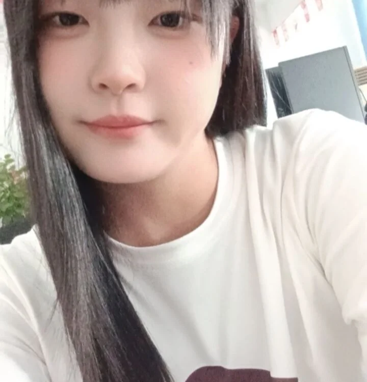 Lisa-668's Offline XXX Chat