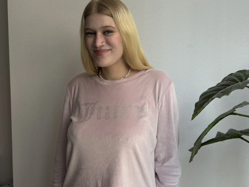 Offline chatovací místnost EleneAbner