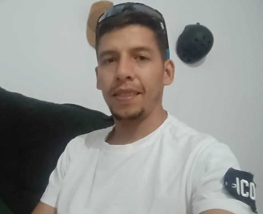 Jhonve-hot offline chatrum