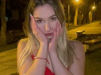 queenofbambies' Offline Chat Room