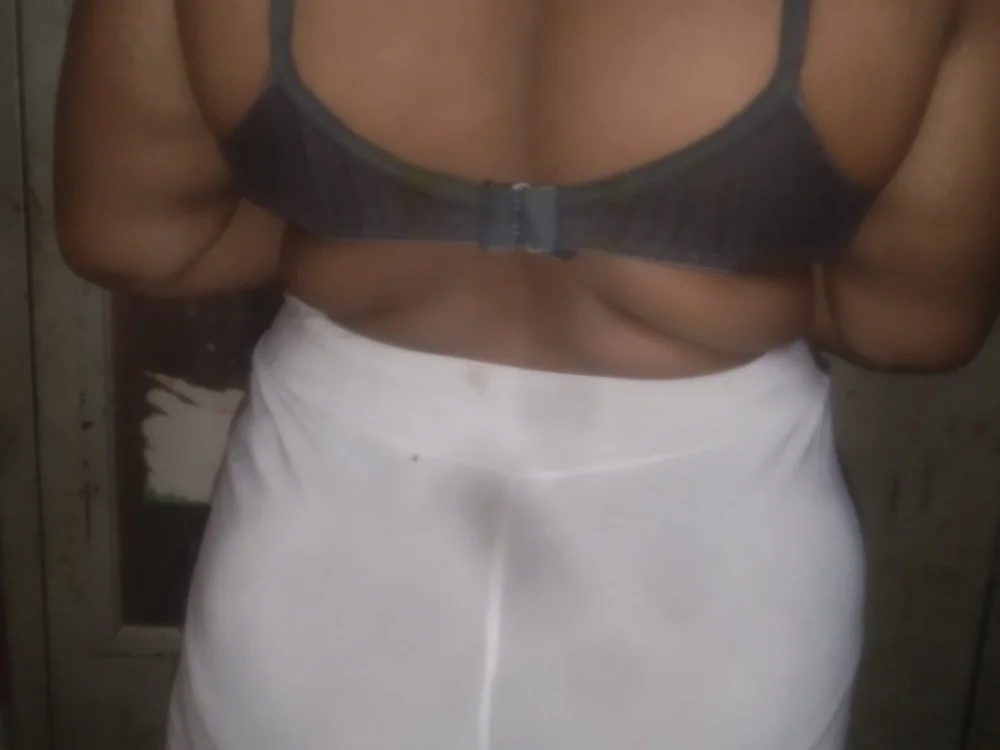 butterfly_queen69's Offline XXX Chat